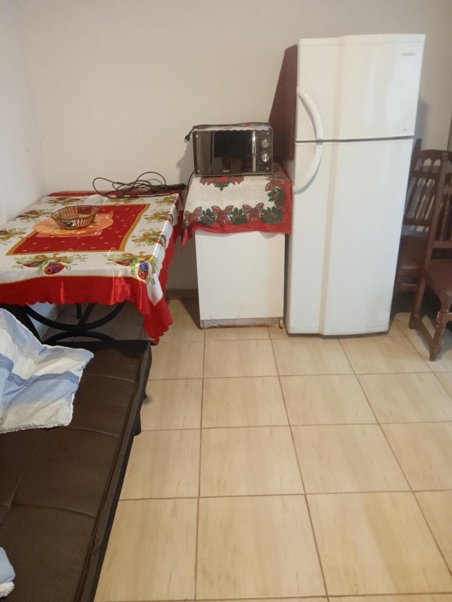 Casa De Huespedes *